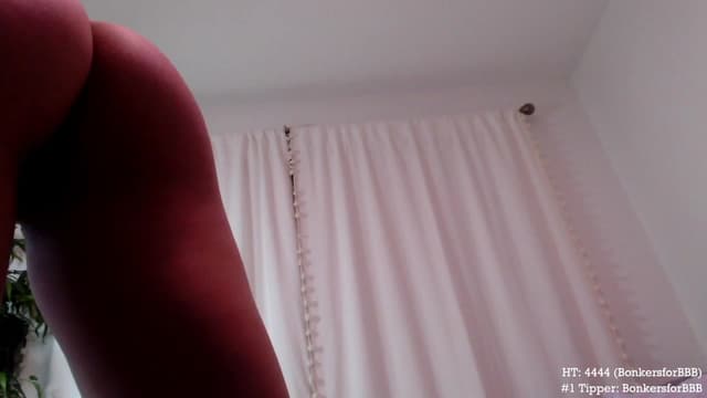 Gallery image thumbnail from Marie's myfreecams stream on, 10/03/2023, 04:31 image 9 of 20