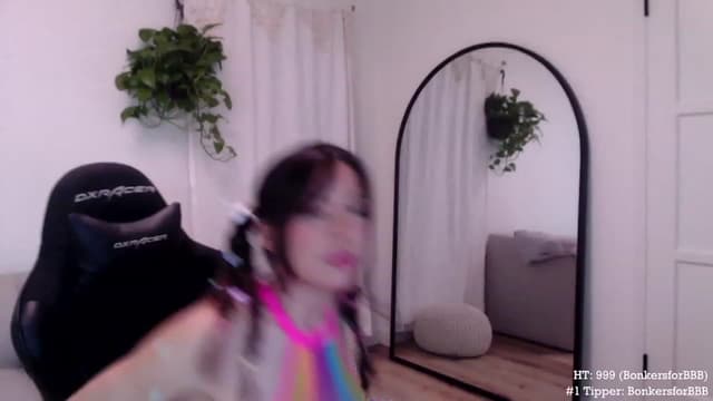 Gallery image thumbnail from Marie's myfreecams stream on, 10/04/2023, 04:05 image 18 of 20