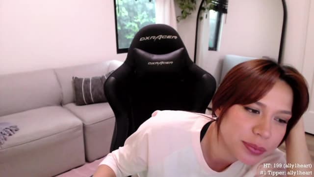 Gallery image thumbnail from Marie's myfreecams stream on, 12/06/2023, 01:01 image 5 of 20