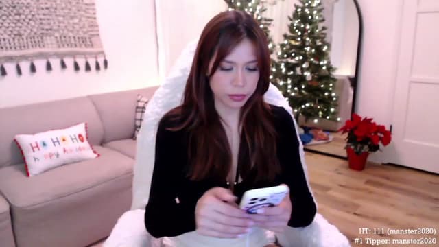 Gallery image thumbnail from Marie's myfreecams stream on, 12/21/2023, 04:01 image 2 of 20