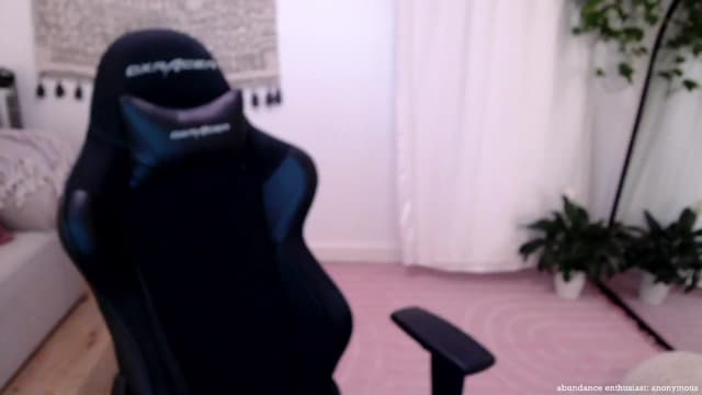 Gallery image thumbnail from Marie's myfreecams stream on, 06/06/2024, 04:16 image 1 of 20