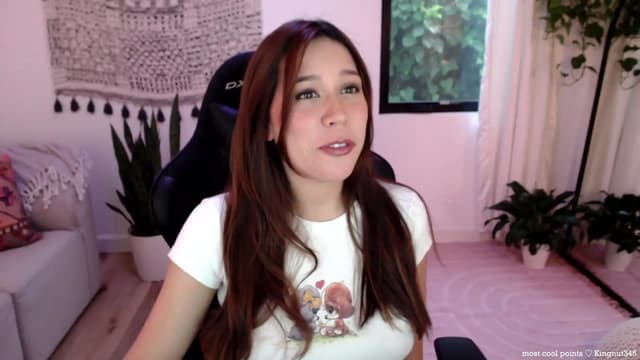 Gallery image thumbnail from Marie's myfreecams stream on, 06/12/2024, 04:39 image 2 of 20