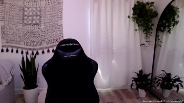 Gallery image thumbnail from Marie's myfreecams stream on, 07/02/2024, 22:27 image 8 of 20