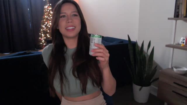 Gallery image thumbnail from Marie's myfreecams stream on, 12/05/2024, 24:00 image 3 of 20