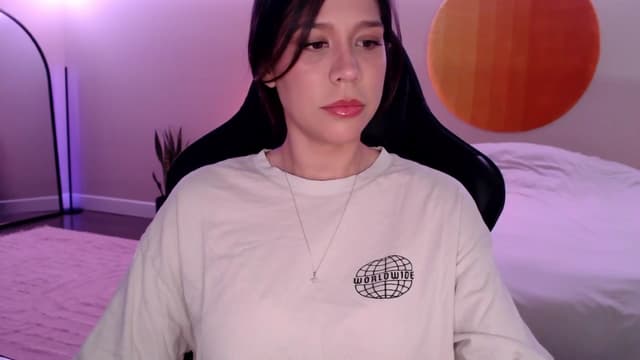 Gallery image thumbnail from Marie's myfreecams stream on, 03/13/2025, 22:23 image 15 of 20