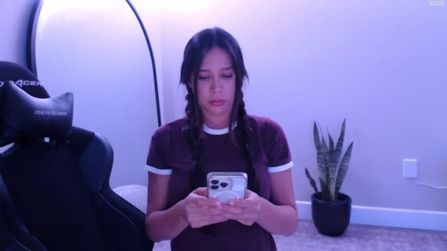 Gallery image thumbnail from Marie's myfreecams stream on, 09/30/2025, 22:48 image 19 of 20