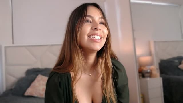 Gallery image thumbnail from Megui's myfreecams stream on, 03/17/2026, 13:03 image 18 of 20