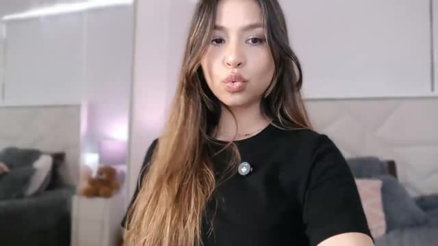 Gallery image thumbnail from Megui's myfreecams stream on, 05/26/2026, 13:54 image 6 of 20