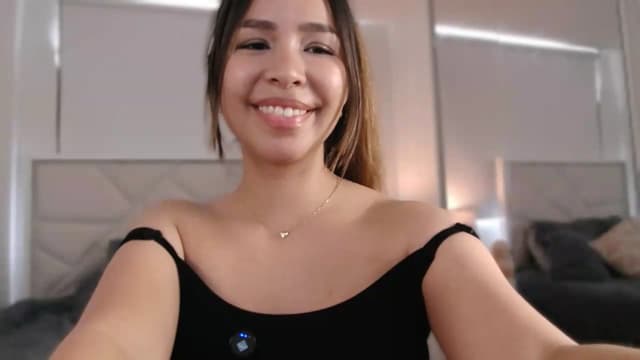 Gallery image thumbnail from Megui's myfreecams stream on, 06/14/2026, 15:58 image 11 of 20