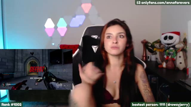 Gallery image thumbnail from Melon's myfreecams stream on, 11/16/2022, 08:12 image 19 of 20