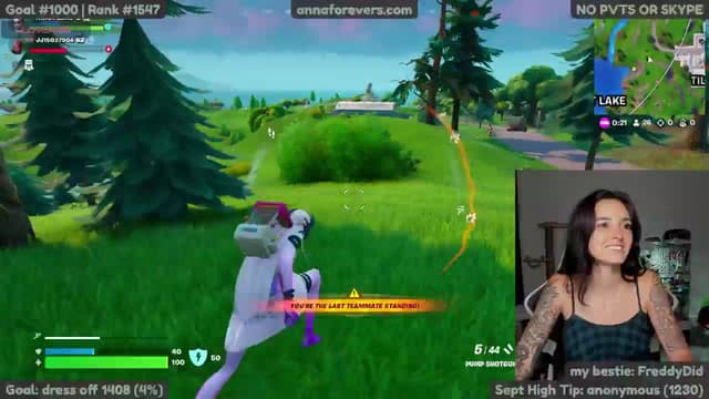 Gallery image thumbnail from Melon's myfreecams stream on, 09/29/2024, 02:40 image 17 of 20