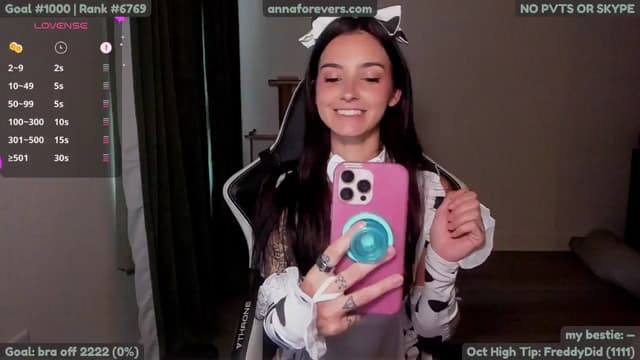 Gallery image thumbnail from Melon's myfreecams stream on, 10/22/2024, 02:40 image 1 of 20