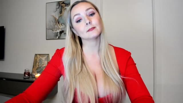 Gallery image thumbnail from Mi_Ha's myfreecams stream on, 11/18/2022, 16:12 image 9 of 20