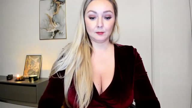 Gallery image thumbnail from Mi_Ha's myfreecams stream on, 11/27/2022, 15:57 image 17 of 20