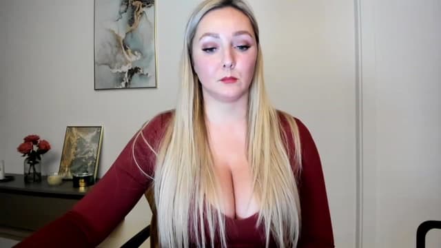 Gallery image thumbnail from Mi_Ha's myfreecams stream on, 12/02/2022, 16:08 image 17 of 20