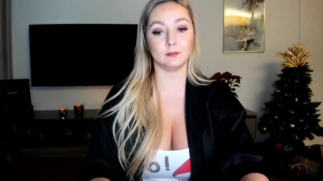 Gallery image thumbnail from Mi_Ha's myfreecams stream on, 12/11/2022, 15:42 image 15 of 20