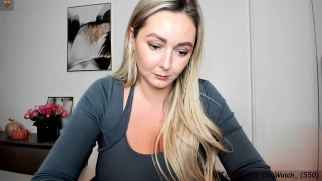 Gallery image thumbnail from Mi_Ha's myfreecams stream on, 09/20/2023, 16:04 image 13 of 20