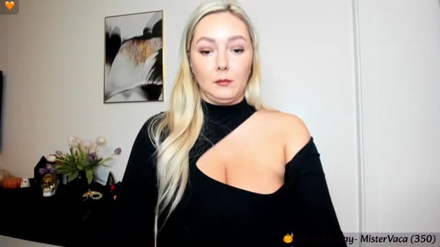 Gallery image thumbnail from Mi_Ha's myfreecams stream on, 10/09/2023, 16:59 image 4 of 20