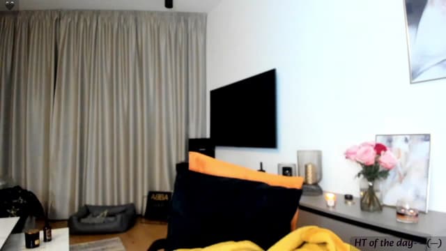 Gallery image thumbnail from Mi_Ha's myfreecams stream on, 11/29/2023, 17:08 image 2 of 20