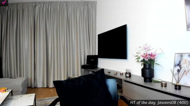 Gallery image thumbnail from Mi_Ha's myfreecams stream on, 02/20/2024, 22:31 image 12 of 20