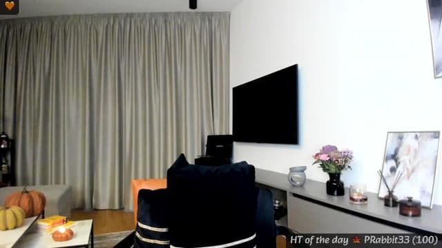 Gallery image thumbnail from Mi_Ha's myfreecams stream on, 11/07/2024, 14:57 image 12 of 20