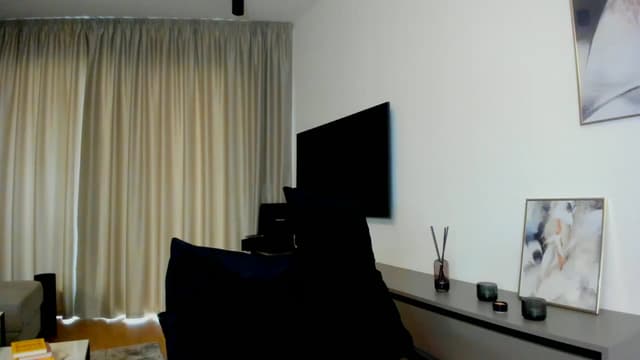 Gallery image thumbnail from Mi_Ha's myfreecams stream on, 07/09/2025, 14:35 image 1 of 20