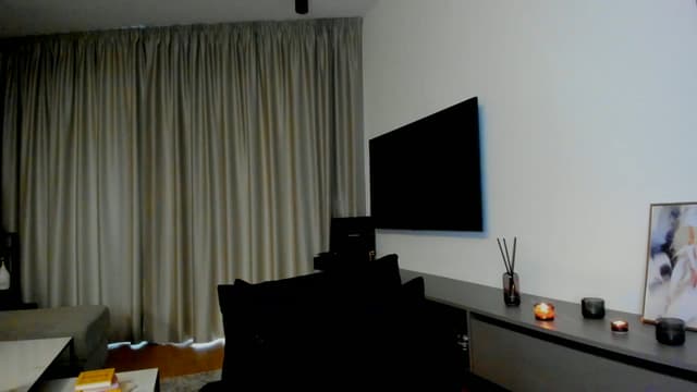 Gallery image thumbnail from Mi_Ha's myfreecams stream on, 07/31/2025, 15:59 image 1 of 20