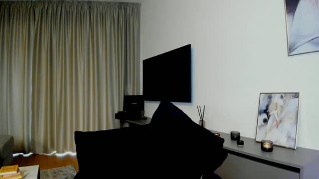 Gallery image thumbnail from Mi_Ha's myfreecams stream on, 08/02/2025, 15:58 image 10 of 20