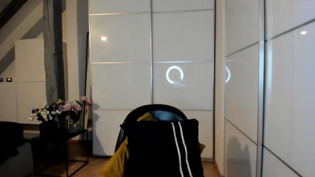 Gallery image thumbnail from Mi_Ha's myfreecams stream on, 09/05/2025, 20:20 image 14 of 20