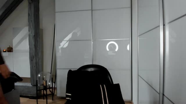 Gallery image thumbnail from Mi_Ha's myfreecams stream on, 10/22/2025, 14:23 image 18 of 20