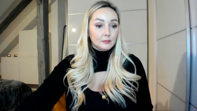 Gallery image thumbnail from Mi_Ha's myfreecams stream on, 11/17/2025, 16:40 image 8 of 20