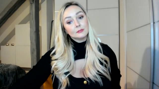 Gallery image thumbnail from Mi_Ha's myfreecams stream on, 11/17/2025, 16:40 image 3 of 20