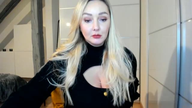 Gallery image thumbnail from Mi_Ha's myfreecams stream on, 11/17/2025, 21:25 image 3 of 20