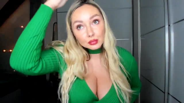 Gallery image thumbnail from Mi_Ha's myfreecams stream on, 12/06/2025, 16:48 image 2 of 20