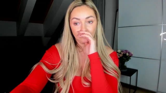 Gallery image thumbnail from Mi_Ha's myfreecams stream on, 02/01/2026, 17:33 image 12 of 20