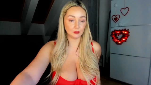 Gallery image thumbnail from Mi_Ha's myfreecams stream on, 02/08/2026, 16:37 image 16 of 20