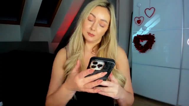 Gallery image thumbnail from Mi_Ha's myfreecams stream on, 02/10/2026, 15:40 image 3 of 20