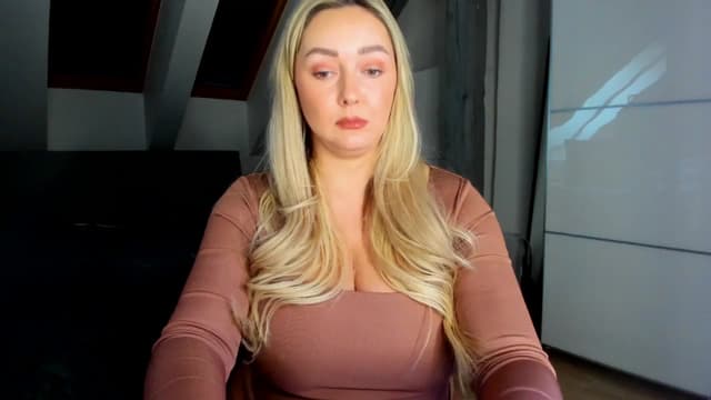 Gallery image thumbnail from Mi_Ha's myfreecams stream on, 02/20/2026, 16:11 image 12 of 20