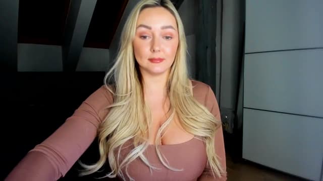 Gallery image thumbnail from Mi_Ha's myfreecams stream on, 02/20/2026, 17:32 image 3 of 20