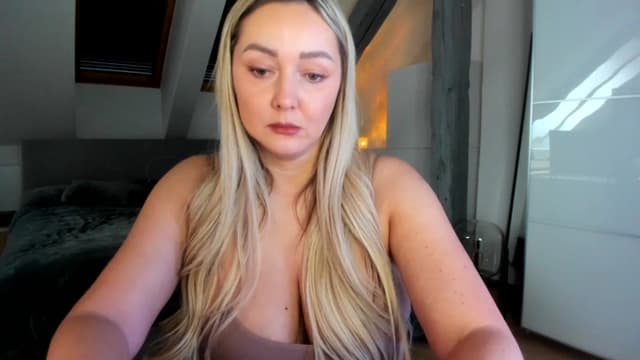 Gallery image thumbnail from Mi_Ha's myfreecams stream on, 03/02/2026, 14:58 image 8 of 20