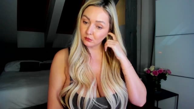 Gallery image thumbnail from Mi_Ha's myfreecams stream on, 03/10/2026, 17:04 image 11 of 20