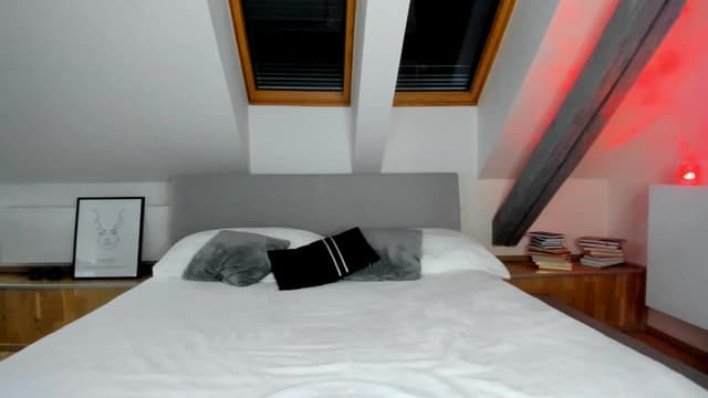 Gallery image thumbnail from Mi_Ha's myfreecams stream on, 03/12/2026, 15:13 image 18 of 20