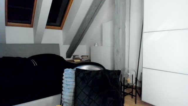 Gallery image thumbnail from Mi_Ha's myfreecams stream on, 03/25/2026, 17:09 image 12 of 20