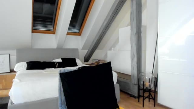 Gallery image thumbnail from Mi_Ha's myfreecams stream on, 04/19/2026, 13:30 image 18 of 20