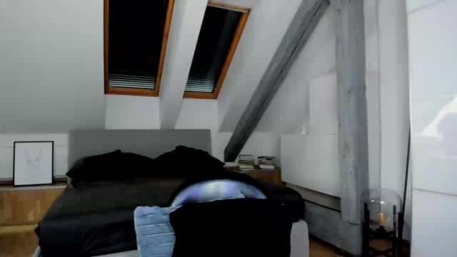 Gallery image thumbnail from Mi_Ha's myfreecams stream on, 06/01/2026, 15:37 image 1 of 20