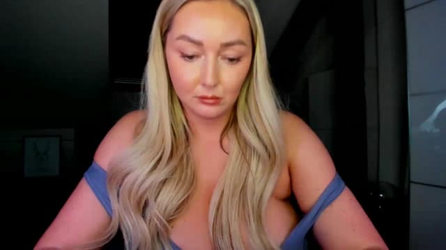 Gallery image thumbnail from Mi_Ha's myfreecams stream on, 06/02/2026, 16:04 image 6 of 20