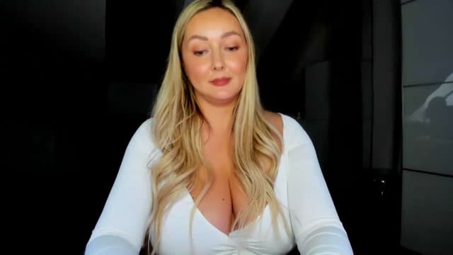 Gallery image thumbnail from Mi_Ha's myfreecams stream on, 06/12/2026, 17:05 image 20 of 20