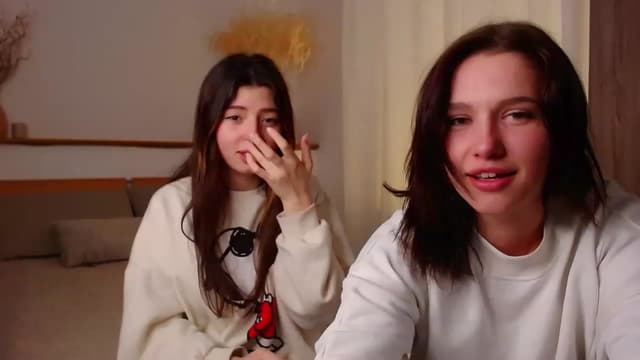 Gallery image thumbnail from Mi__a's myfreecams stream on, 04/09/2023, 14:34 image 2 of 20