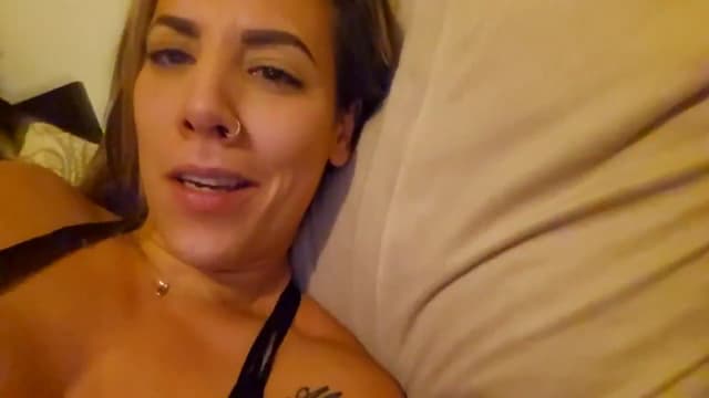 Gallery image thumbnail from MissJ's myfreecams stream on, 06/21/2024, 24:00 image 15 of 20