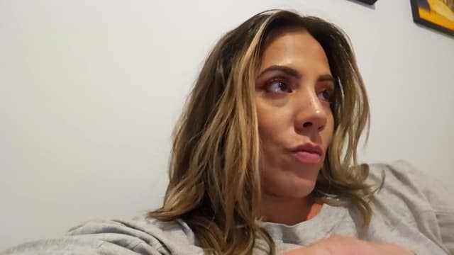 Gallery image thumbnail from MissJ's myfreecams stream on, 07/07/2024, 24:20 image 15 of 20